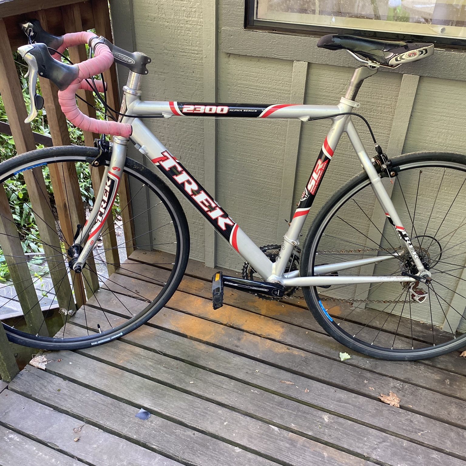 Trek 2300 56cm. Very Light And Ready To Ride for Sale in Seattle