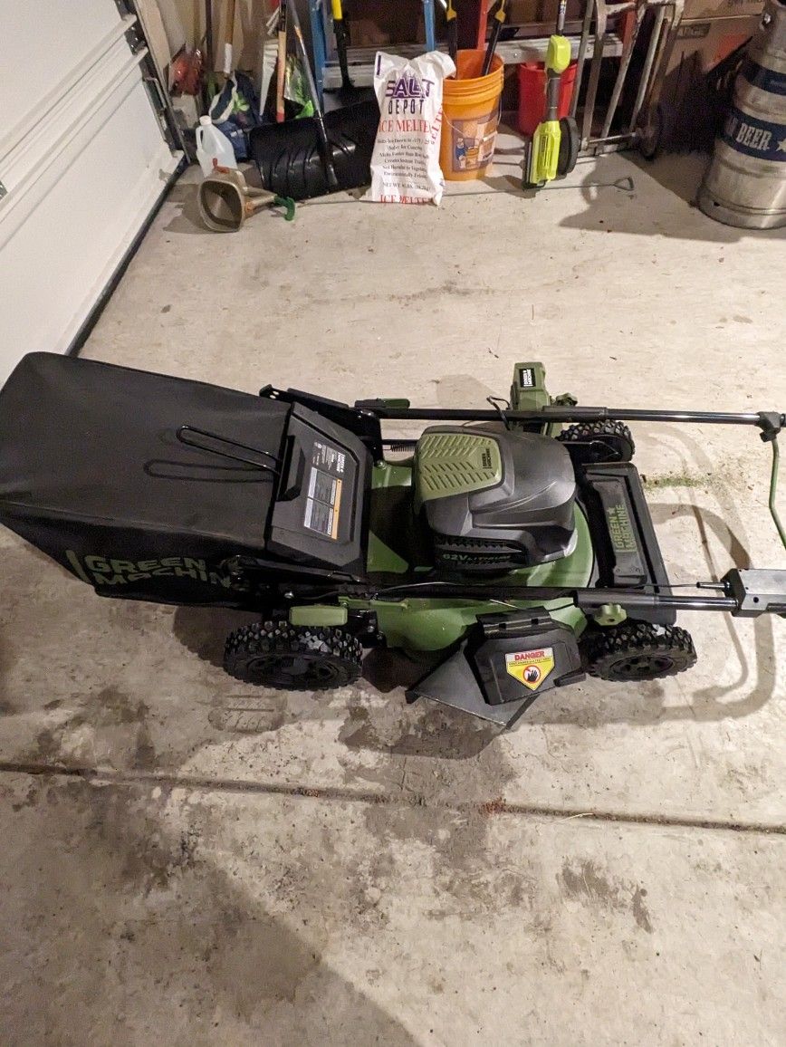 Green Machine Electric Lawnmower W/Charger 