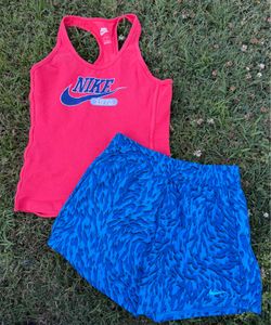 Womens small nike set