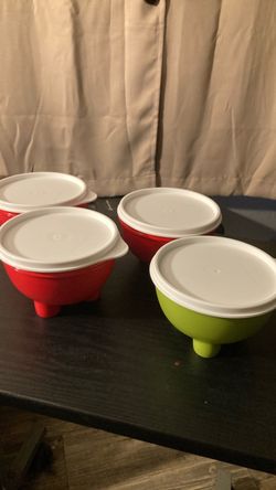 Tupperware salsa molcajetes