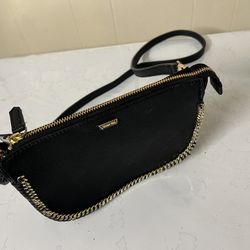Authentic Giani Bernini Women's Black  Leather Bag.20$