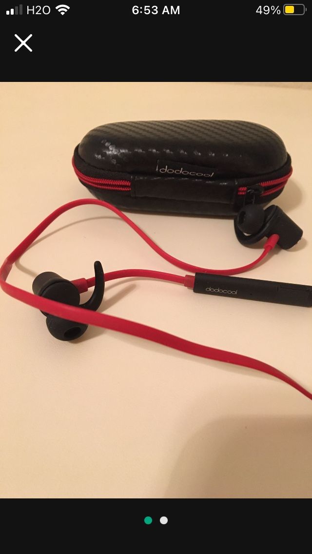 dodocool Magnetic Wireless Stereo Sports In-Ear Headphone with HD Mic CVC 6.0 Noise Cancellation for Most -enabled Smart Devices Red