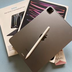 Apple iPad Pro 11” 4th generation (M2 Chip) 128GB with box, keyboard and pencil 