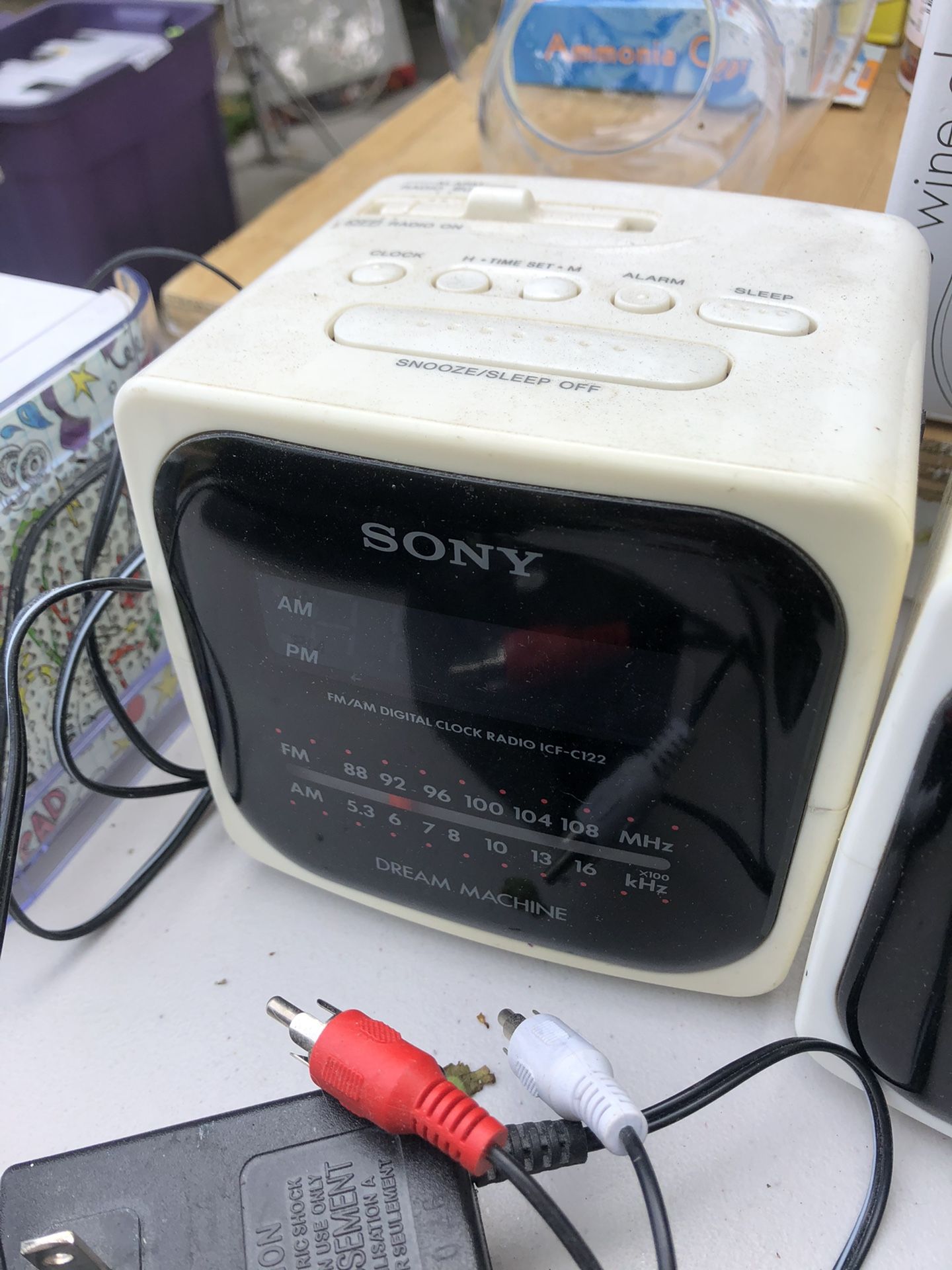 Alarm clock radio