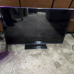 Panasonic Viera Lcd Tv 47"