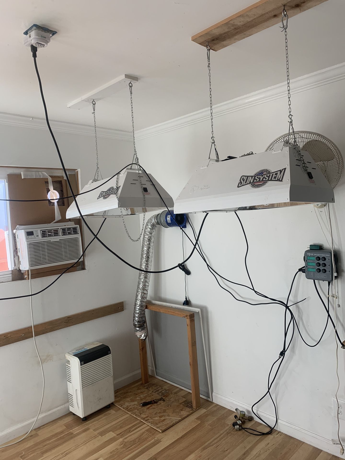 Ready To Go All In One Hydroponic Grow System