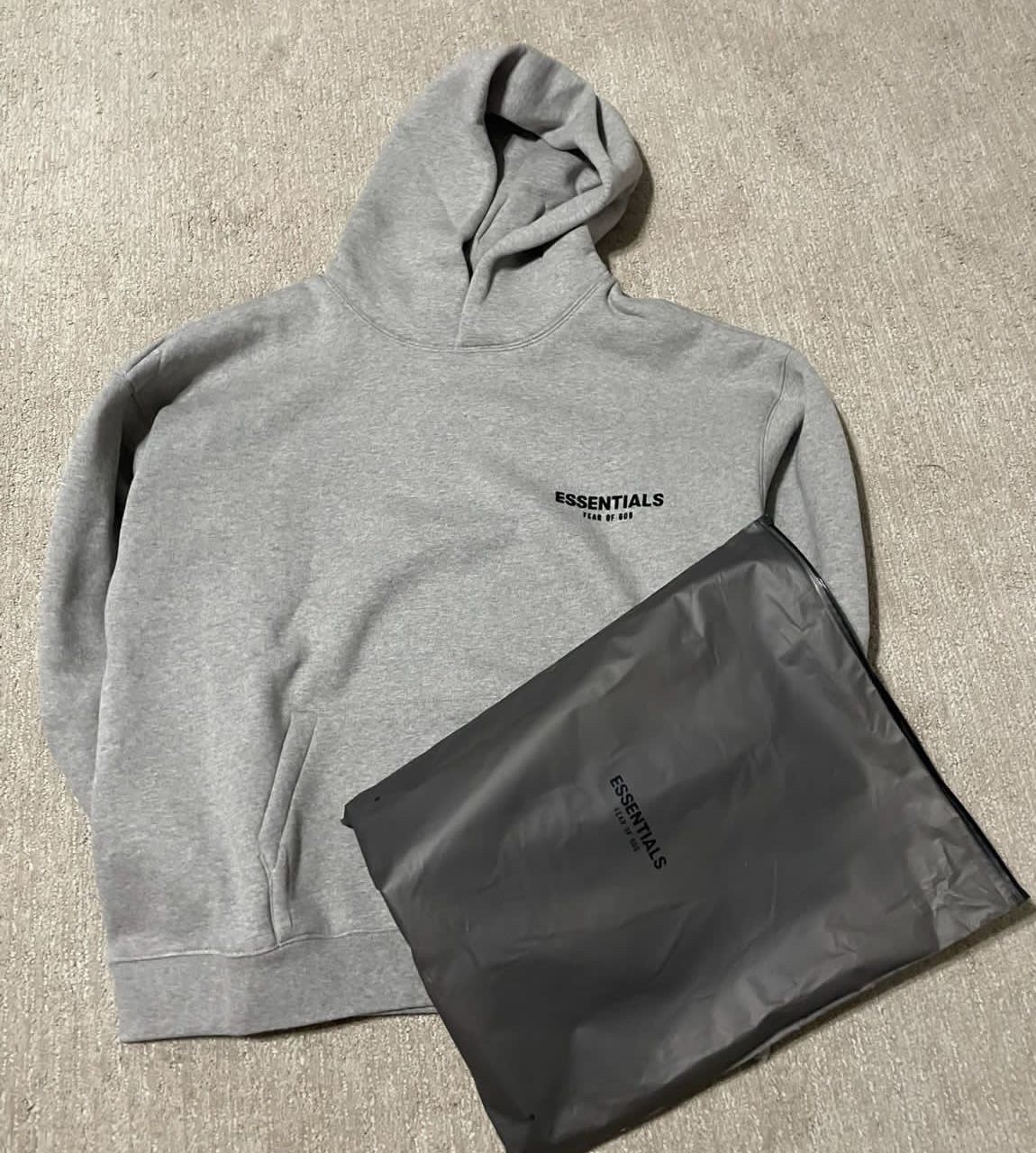 Assential Hoodie
