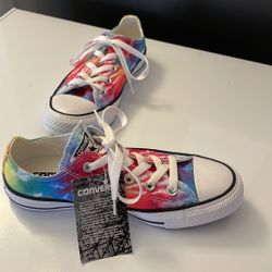 NWT CHUCK TAYLOR CONVERSE TIE DYE ALL STAR SHOES WOMANS SZ 6 MENS SZ 4