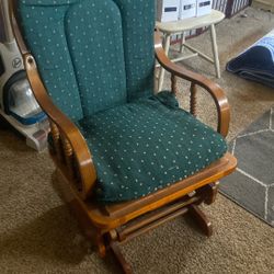 Nice Rocking Chair 