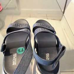 Michael Kors Black Strappy Platform Sandals Adjustable Logo Hook & Loop Women