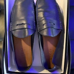  Authentic Gucci Men’s Leather Loafers – Size 10 (With Box
