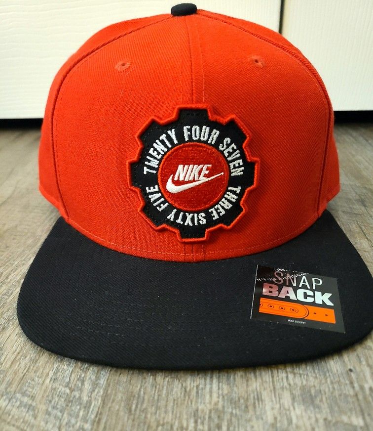 Mens Fitted Hats: $20 And Up