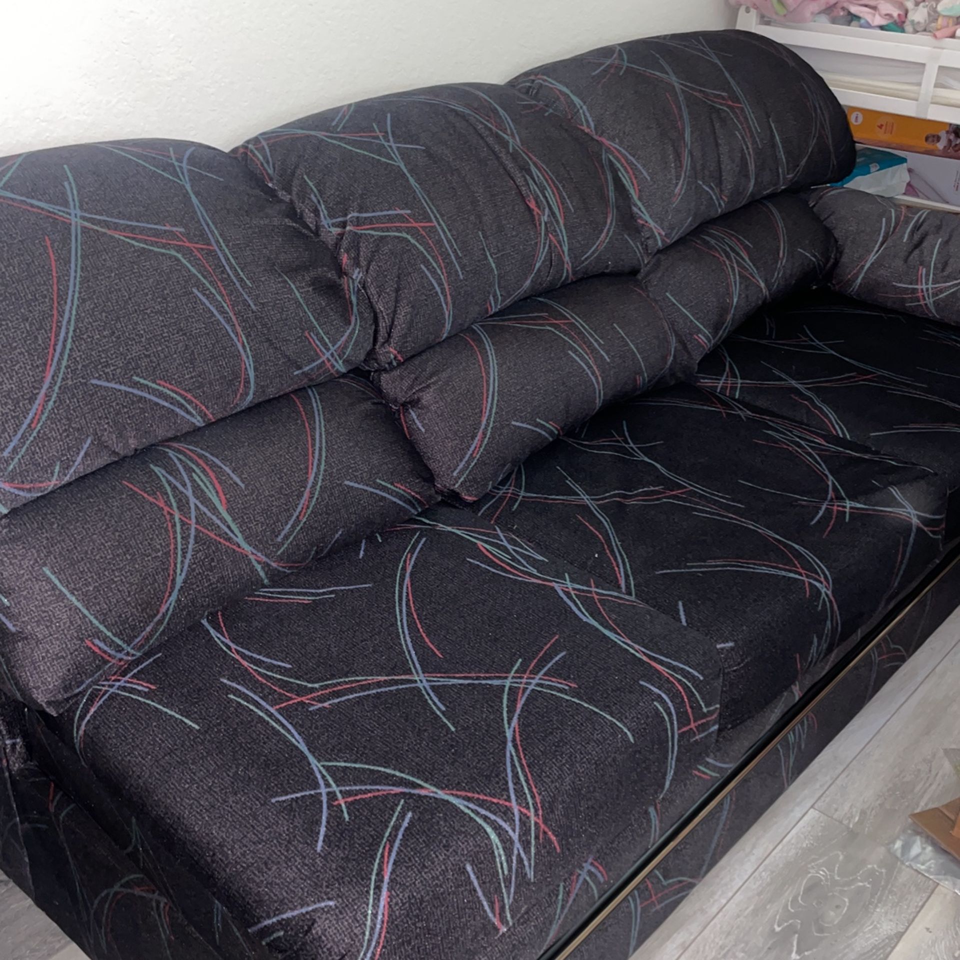 Couch With Pullout Mattress