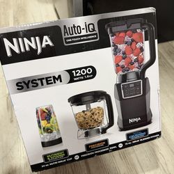 Brand new Ninja kitchen system with auto IQ boost and 7 speed blender