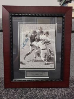 Carlton Fisk vs. Thurman Munson - Autographed Carlton Fisk w/ Certificate of Authenticity