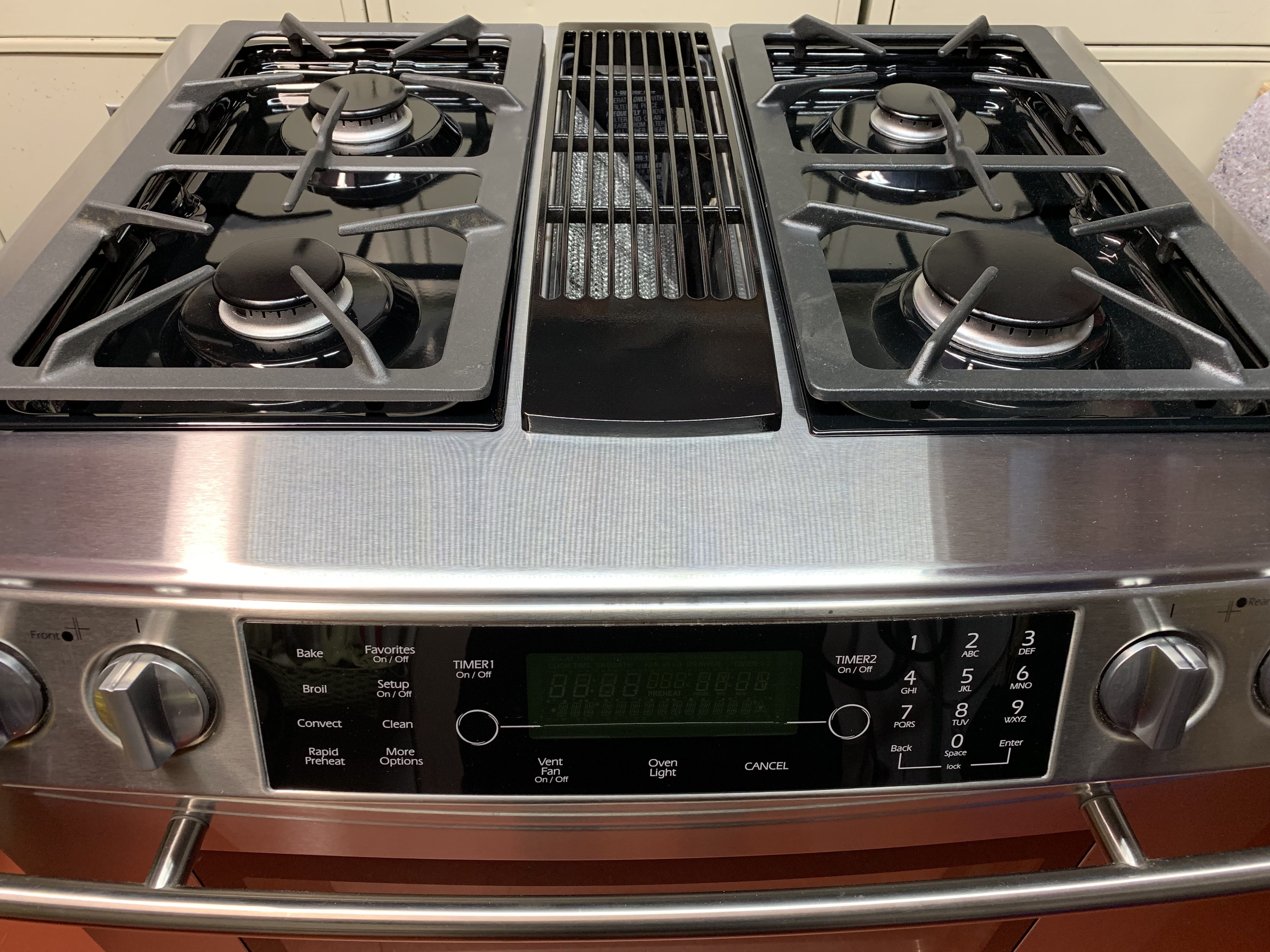 Jenn Air Dual Fuel Range (Like New Stainless Steel) Downdraft for