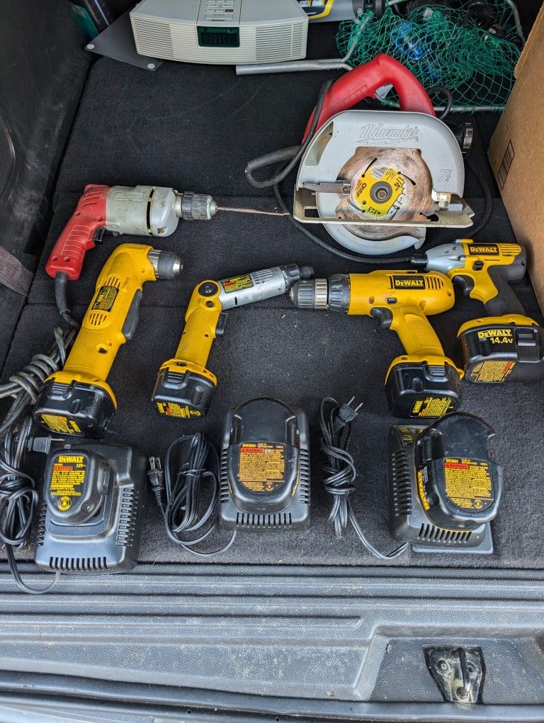 DeWalt/Milwaukee Drill Combo.