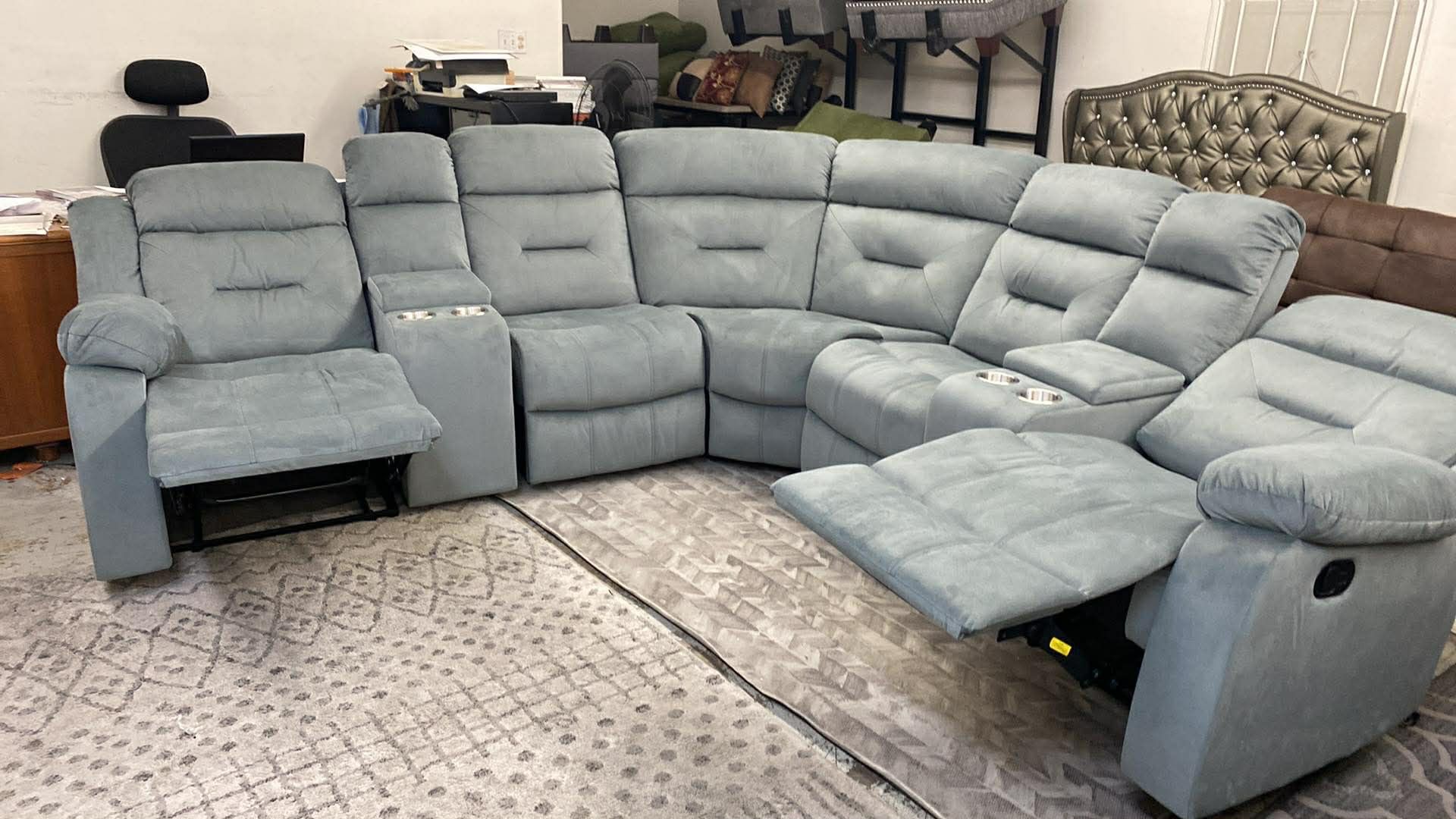New Fabric Recliner Sectional Couch / Free Delivery