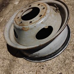 8 Lug  Dually Wheal Ford -------Dodge  Truck 16 Inch