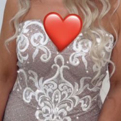 Prom dress size 6 Great Condition !👗👗