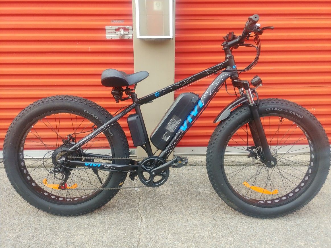 Used Once! $768 Like New vivi fat Tire Evoke W. Charger And Booklet!!