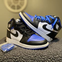 Jordan 1 Royal Toes