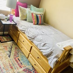 Trundle Bed With 2 Mattresses, Desk With Hutch And Rug