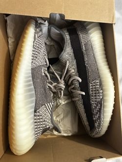 YEEZY BOOST 350