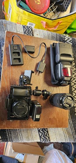 Sony Alpha A6000 Mirrorless Camera
