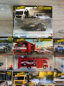 Hot Wheels Premium Car Culture Team Transport Set