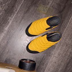 Yellow Color Flippers For Women Size 8.5