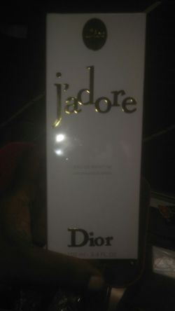 Jadore perfume