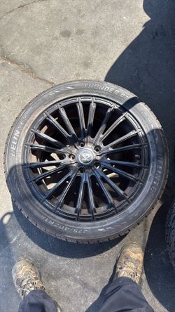 BMW rims with tires 275/45/R18