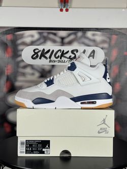 Jordan 4 Retro SB “Navy”  Size 11Men 