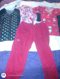 Small scrubs all 10$