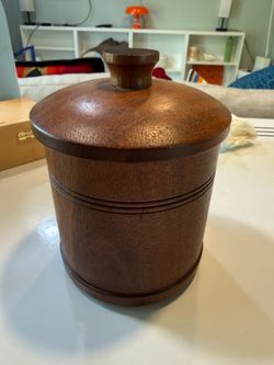 Vintage Savinelli wooden pipe tobacco humidor