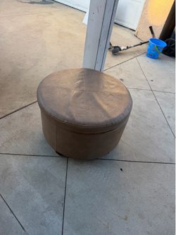 Brown Seat with shoe space