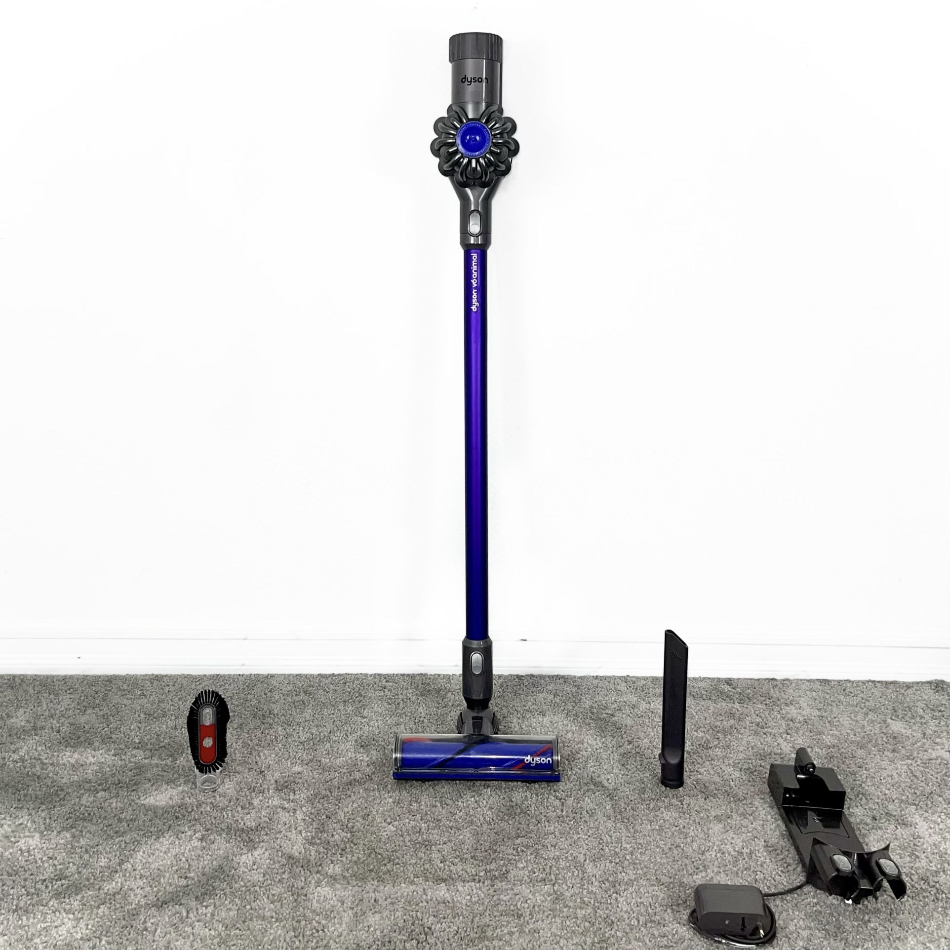 Dyson V6 Animal Handheld Stick Cordless Vacuum Cleaner w/ attachments