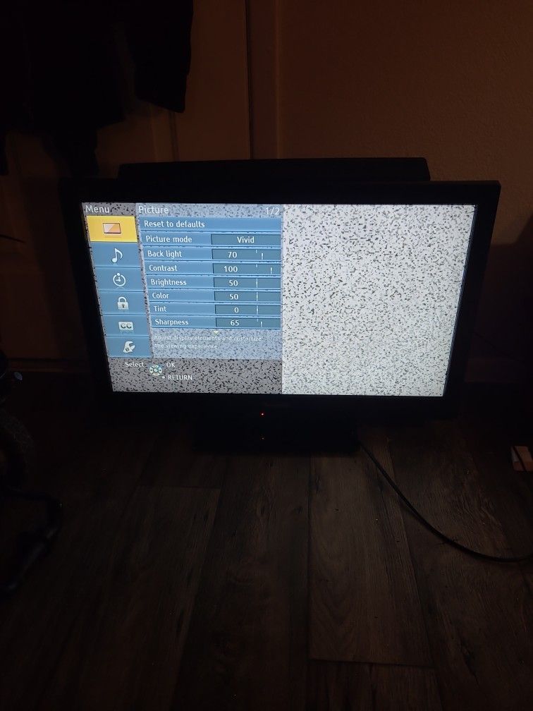 31 Inch Panasonic LCD 