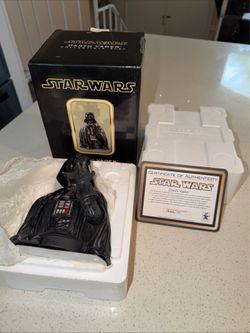 GENTLE GIANT STAR WARS - DARTH VADER - LTD EDITION COLLECTIBLE BUST  1944/3500