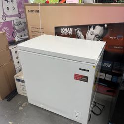 FRIGIDAIRE 7.0 CUBIC FEET CHEST FREEZER