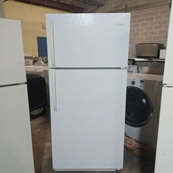 Frigidaire Refrigerator Top Freezer 