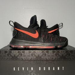 Nike KD 9 Aunt Pearl 