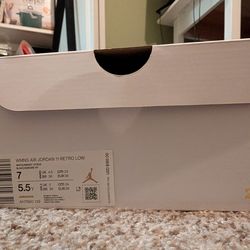 Air Jordan 11 Retro Low