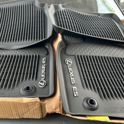 Tapete De Plástico Originales De Lexus  Es 350 Nuevos      En Su Caja Nunca Se  Usaron 