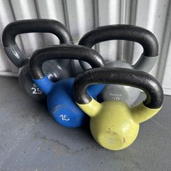 10 - 25 LB Kettlebell Set