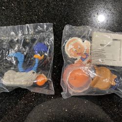 2 Looney Tunes McDonalds SPACE JAM Happy Meal Toys-Road Runner #11 Elmer Fudd #8