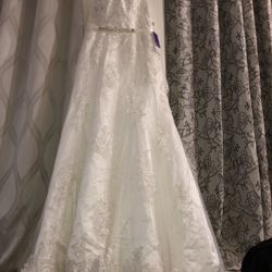 New Special Occasion dress/ wedding. Size 14