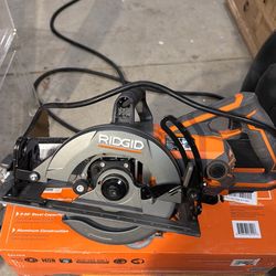 Tool Ridgid 7 1/4 inch worm drive circular saw