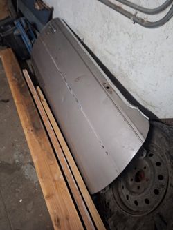 80-87 buick regal passenger door complete g-body
